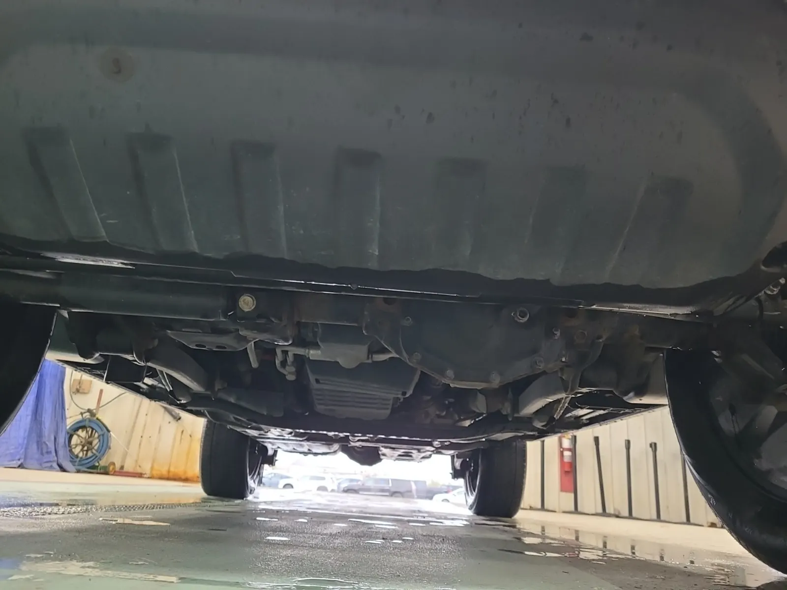 Undercarriage - Front Photo
