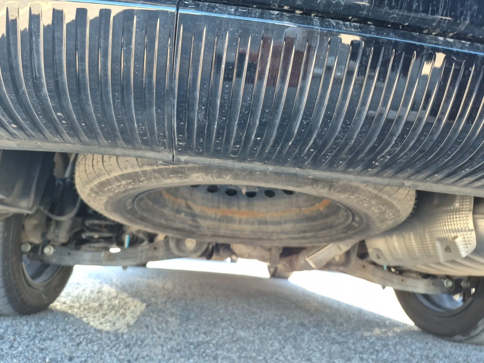 Spare Tire & Wheel Photo