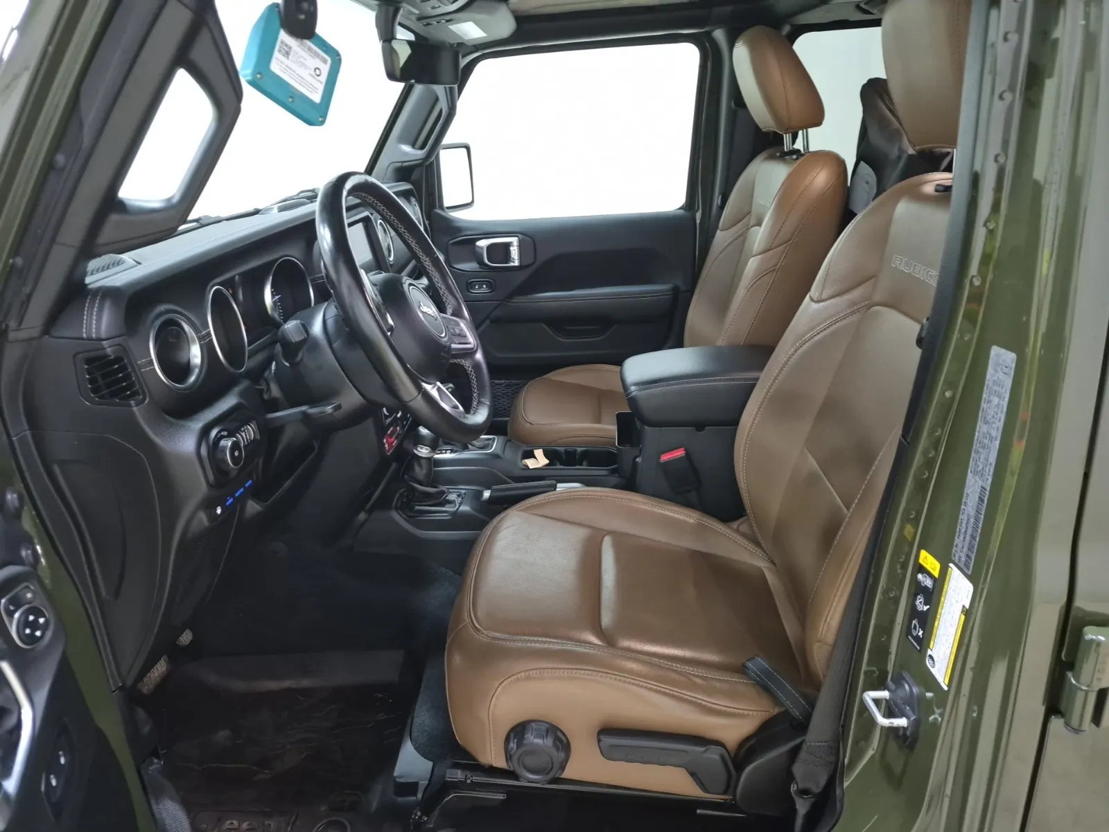 Front Interior Photo