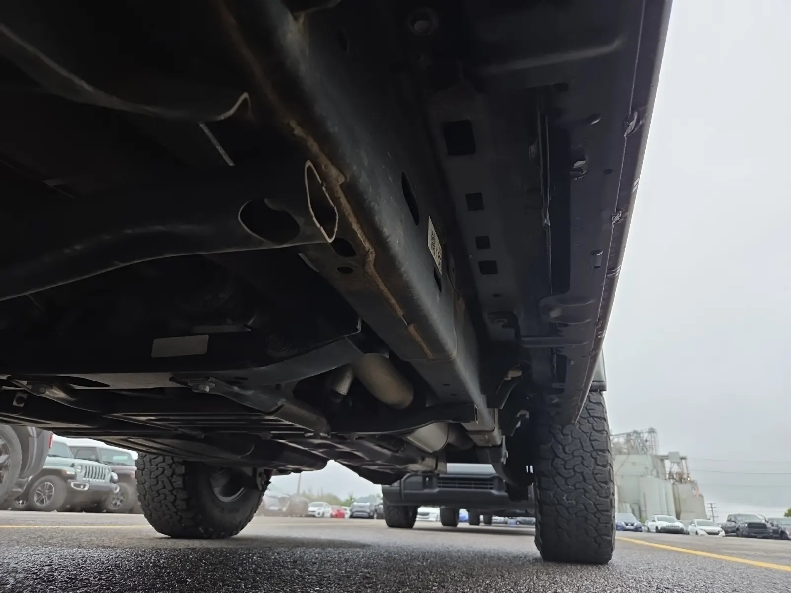 Undercarriage - Driver Photo