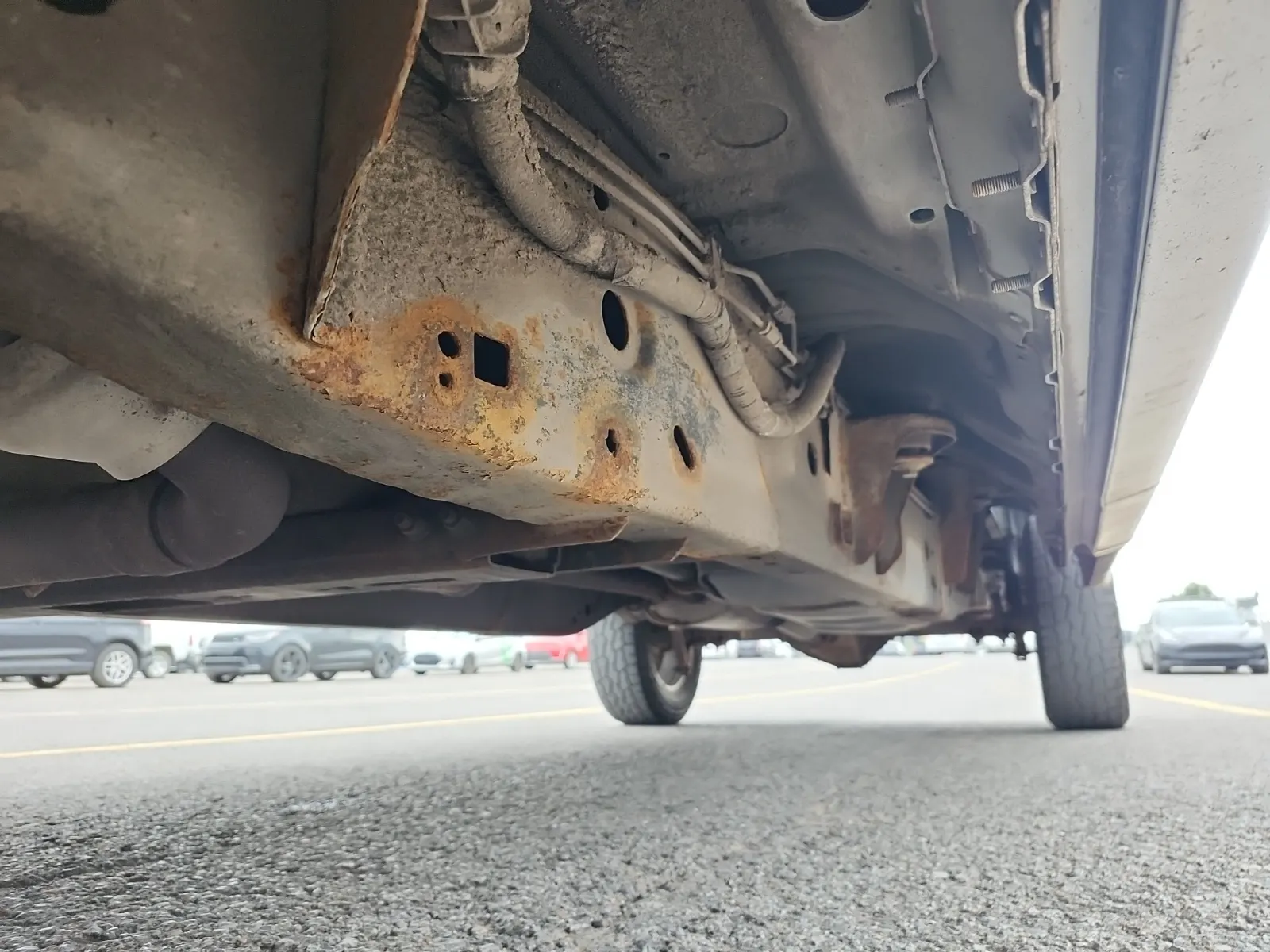 Undercarriage - Driver Photo