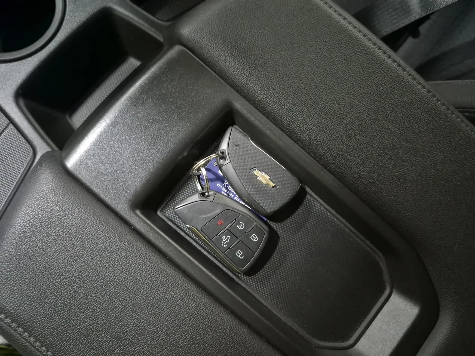 Keys/Fobs/Manual Photo