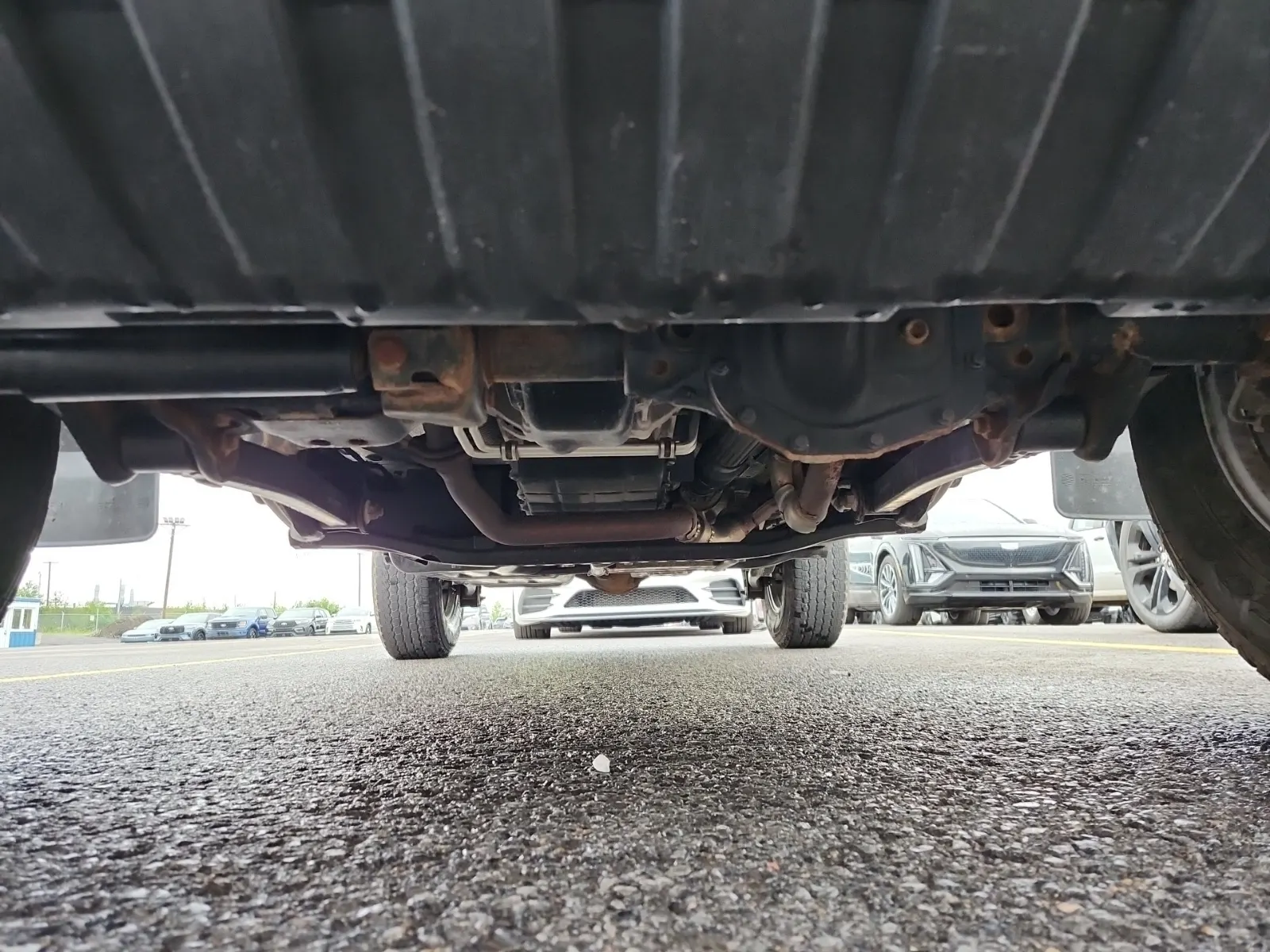 Undercarriage - Front Photo