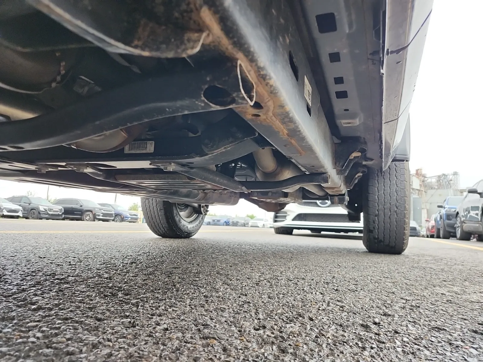 Undercarriage - Driver Photo