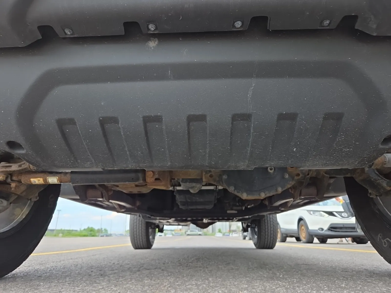 Undercarriage - Front Photo