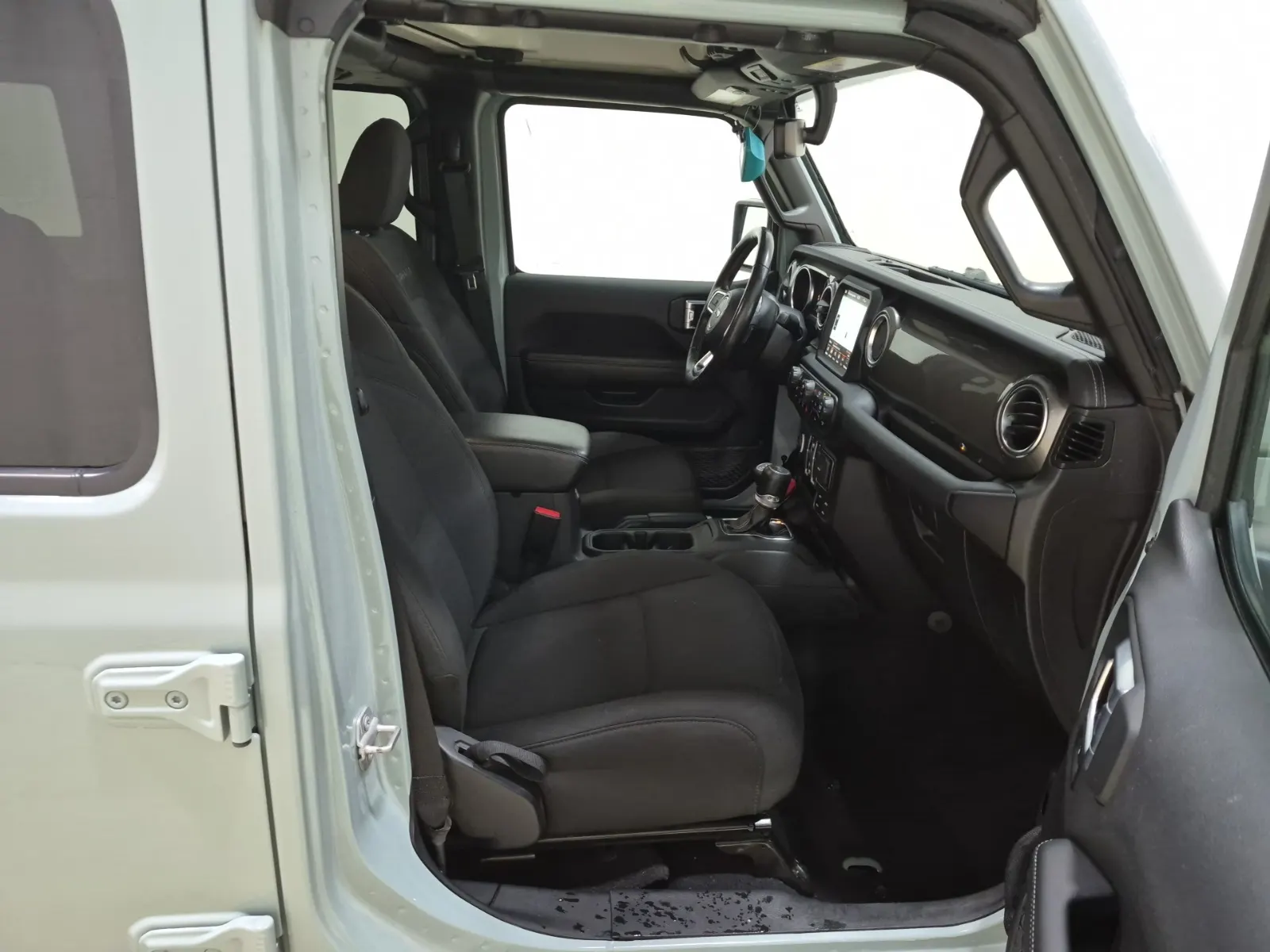 Right Side Interior Photo