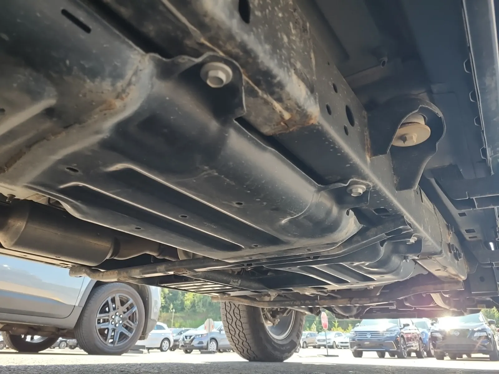 Undercarriage - Passenger Photo