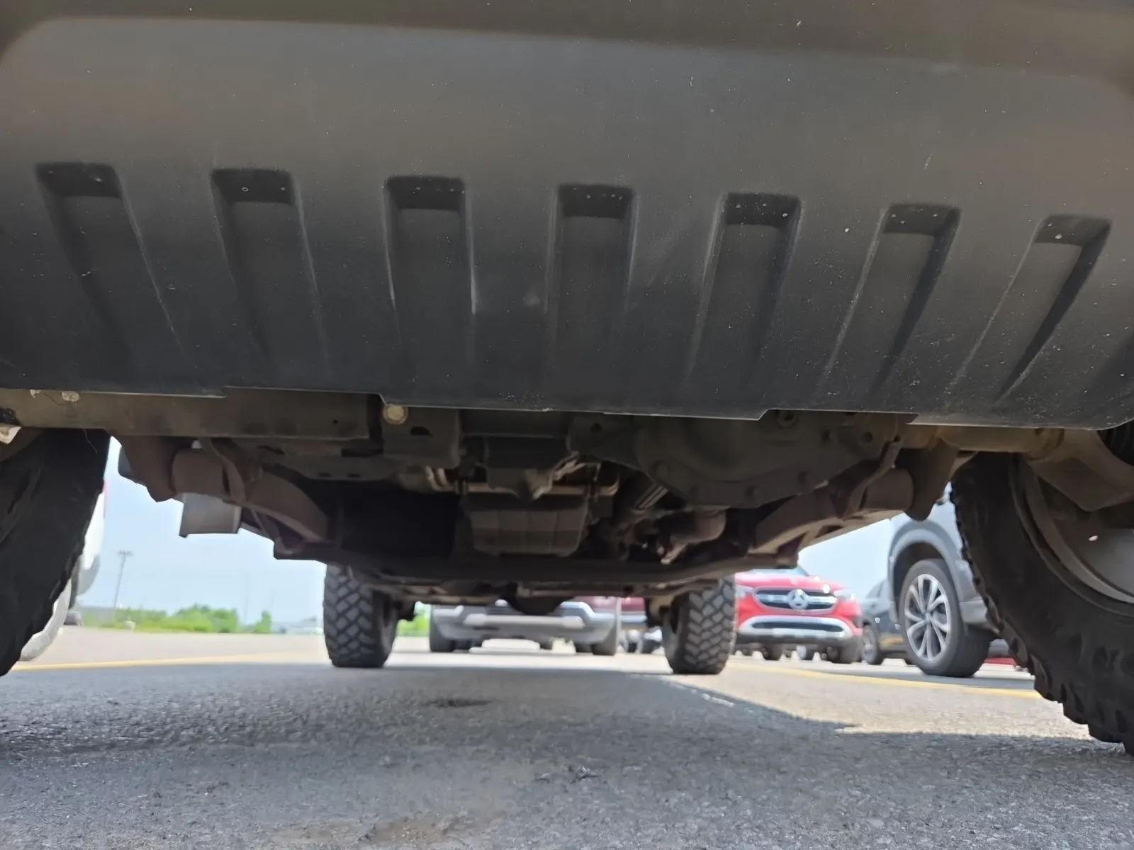 Undercarriage - Front Photo