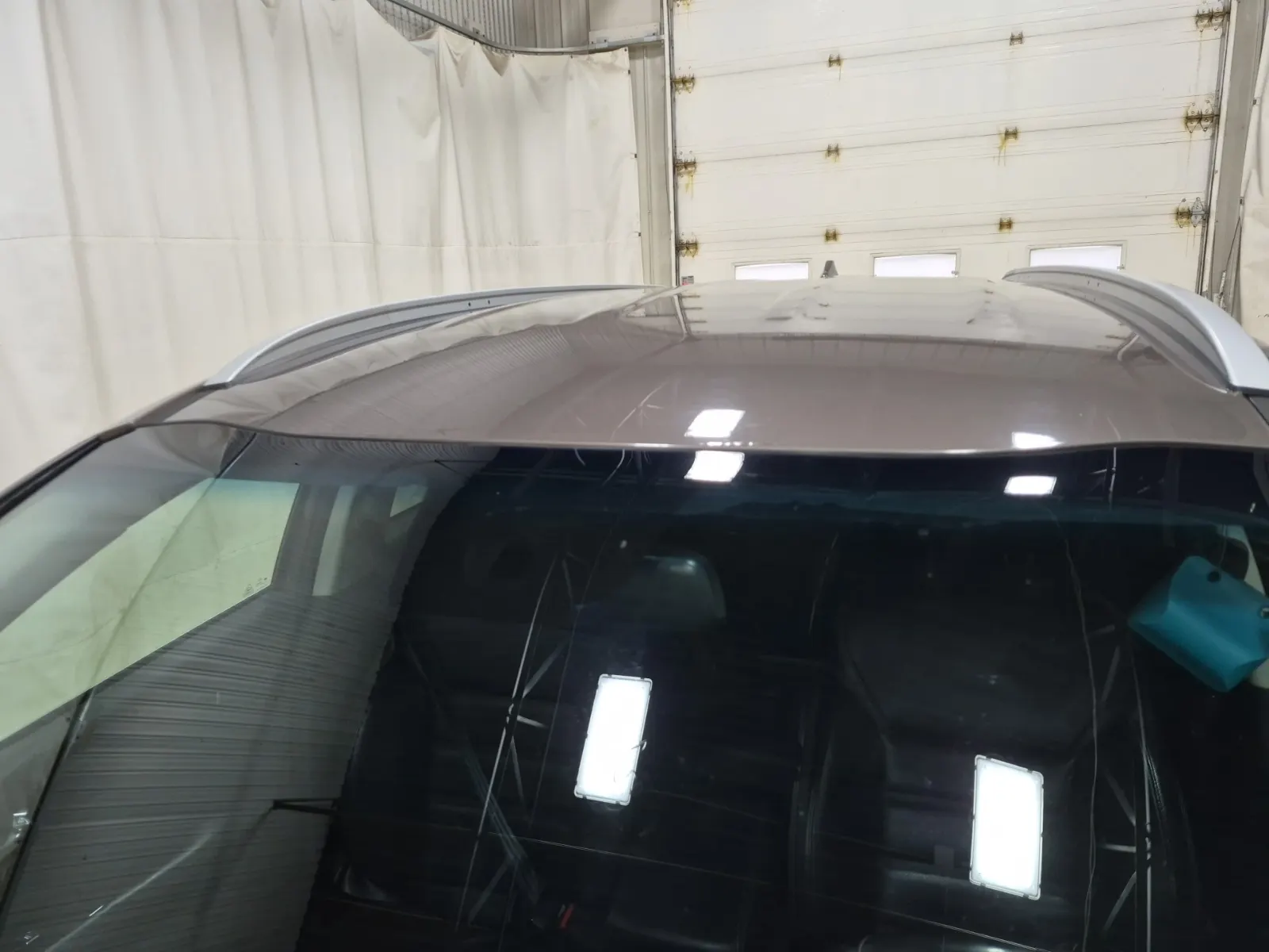 Exterior Roof Photo