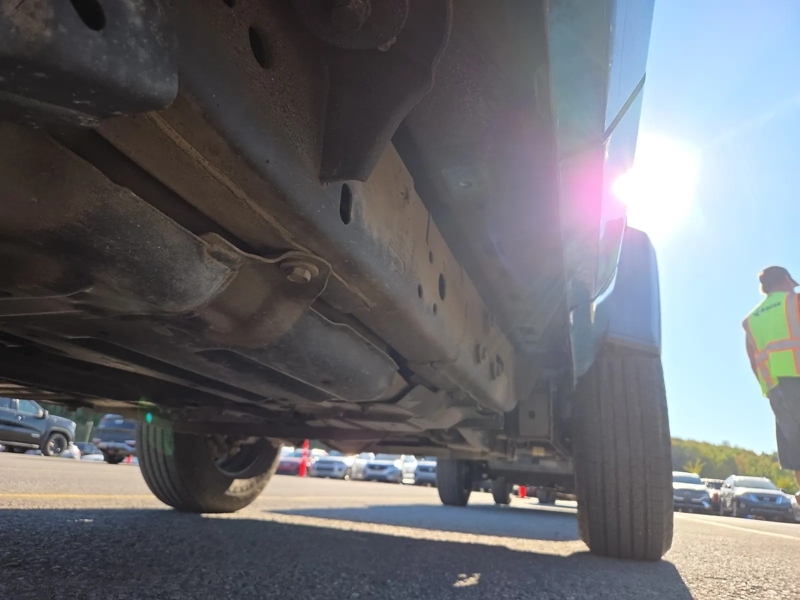 Undercarriage - Passenger Photo