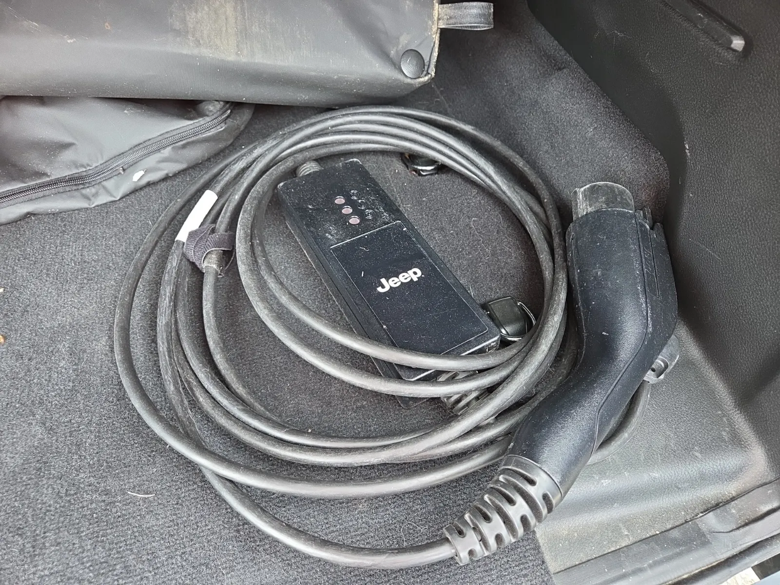 Charging Cable Photo