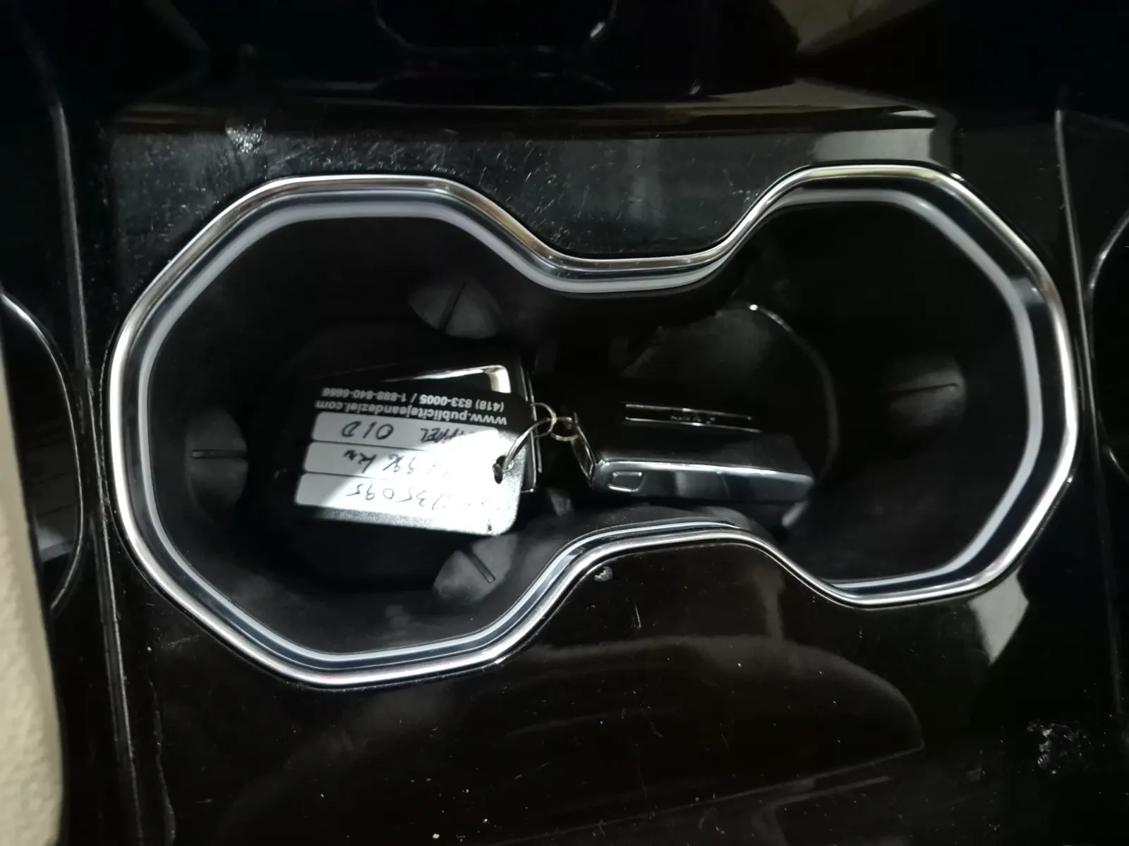 Keys/Fobs/Manual Photo