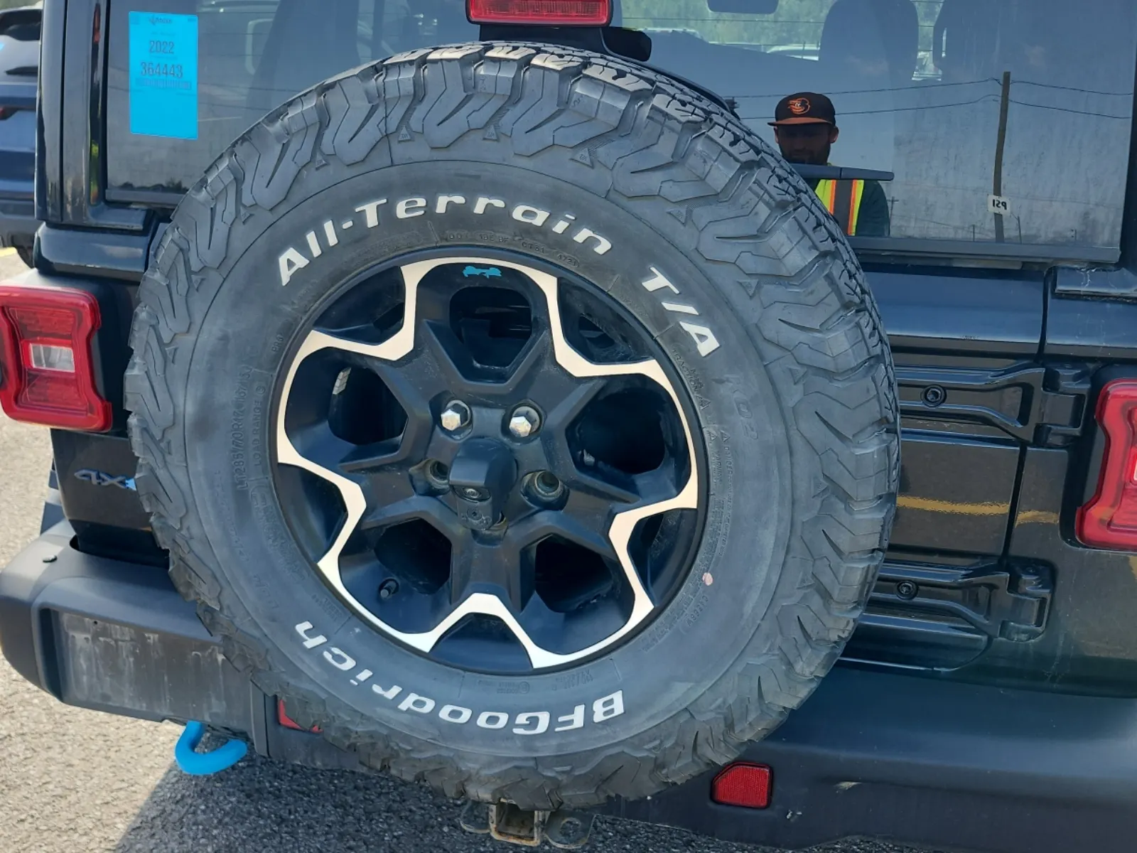 Spare Tire & Wheel Photo
