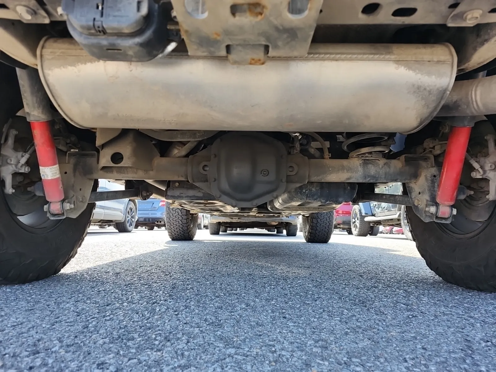 Undercarriage - Rear Photo
