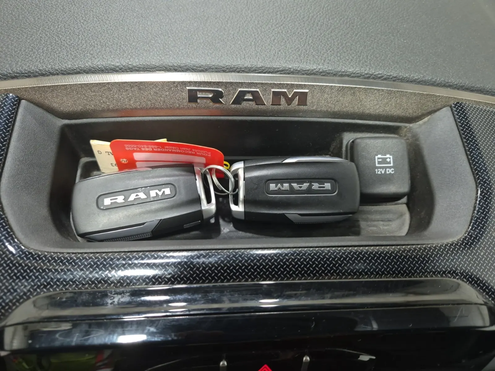 Keys/Fobs/Manual Photo
