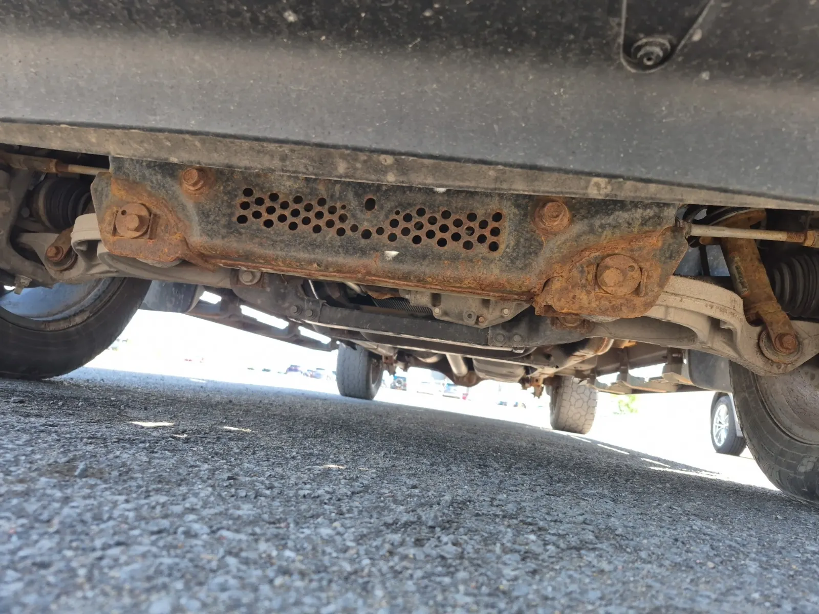 Undercarriage - Front Photo