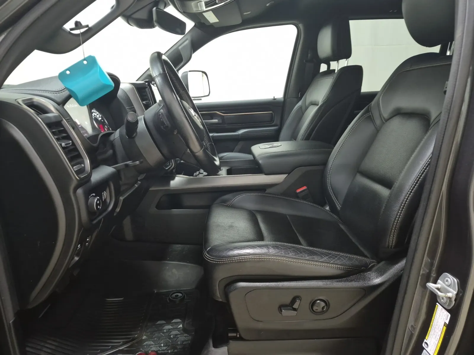 Front Interior Photo