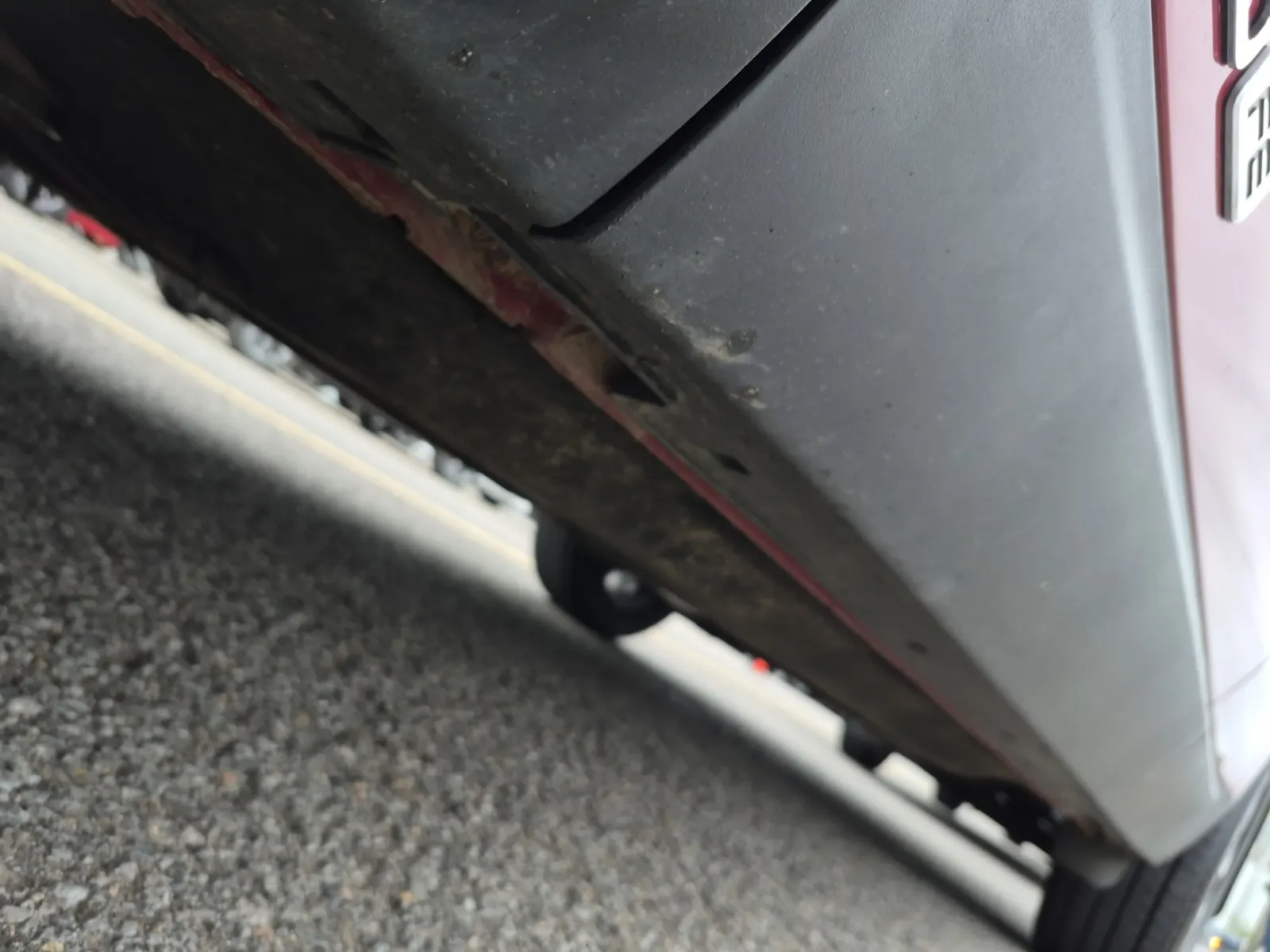 Undercarriage - Driver Photo