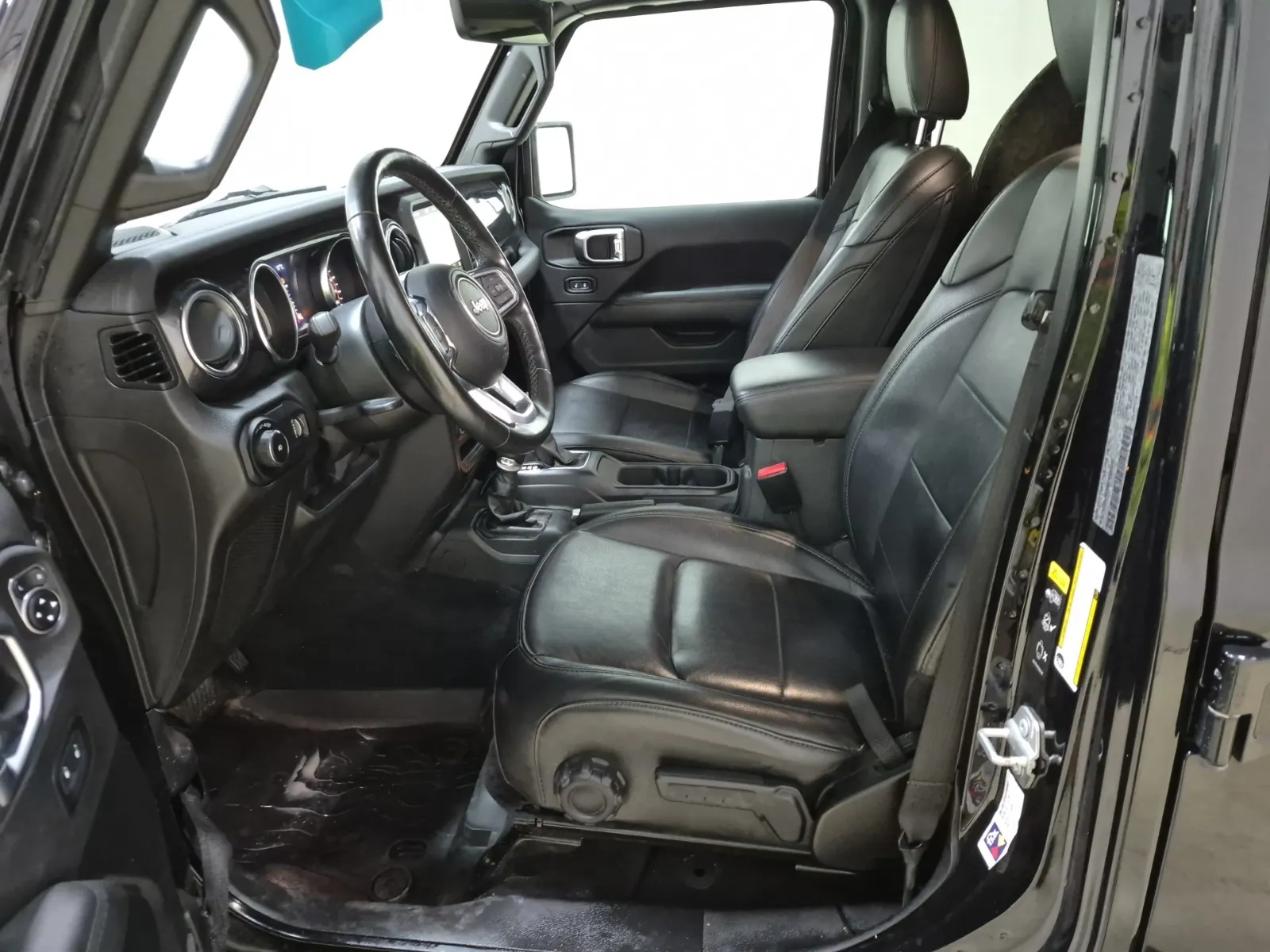 Front Interior Photo