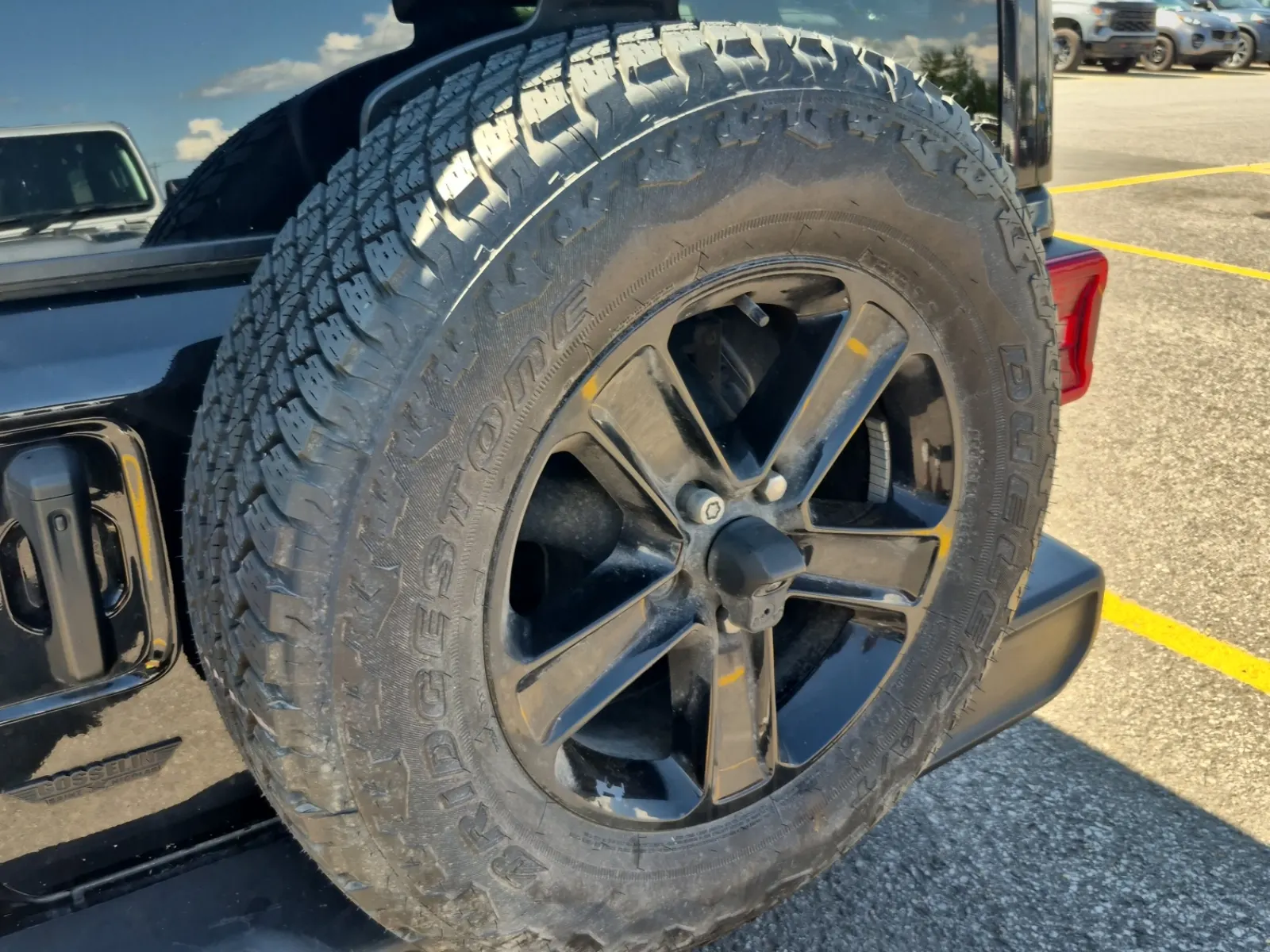 Spare Tire & Wheel Photo