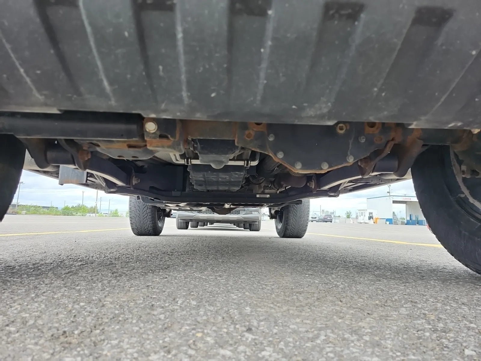 Undercarriage - Front Photo