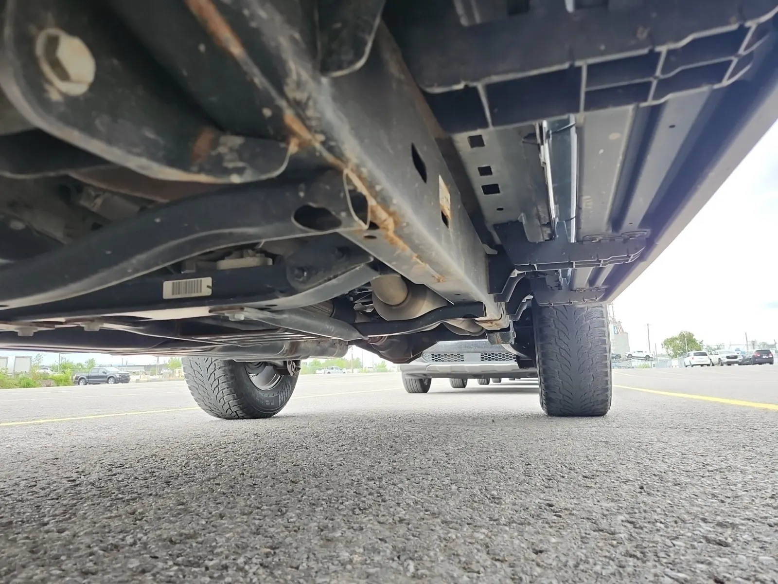 Undercarriage - Driver Photo