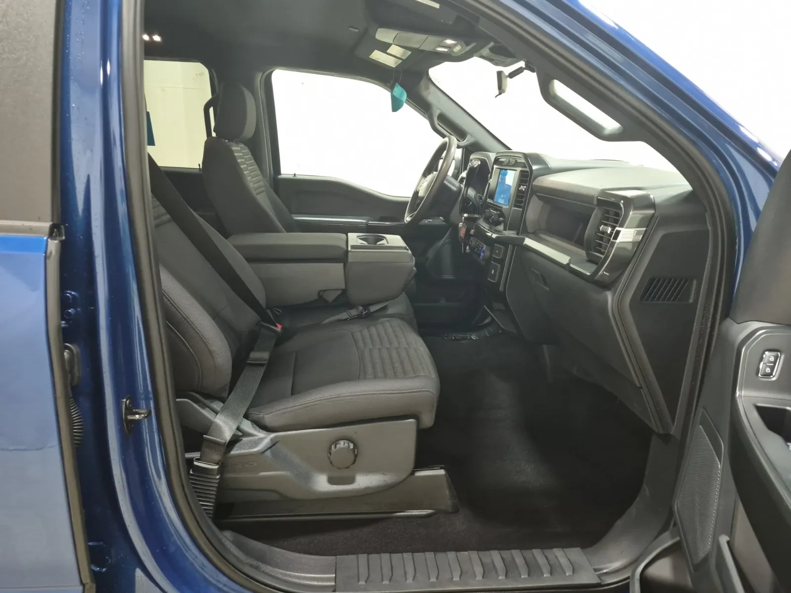 Right Side Interior Photo
