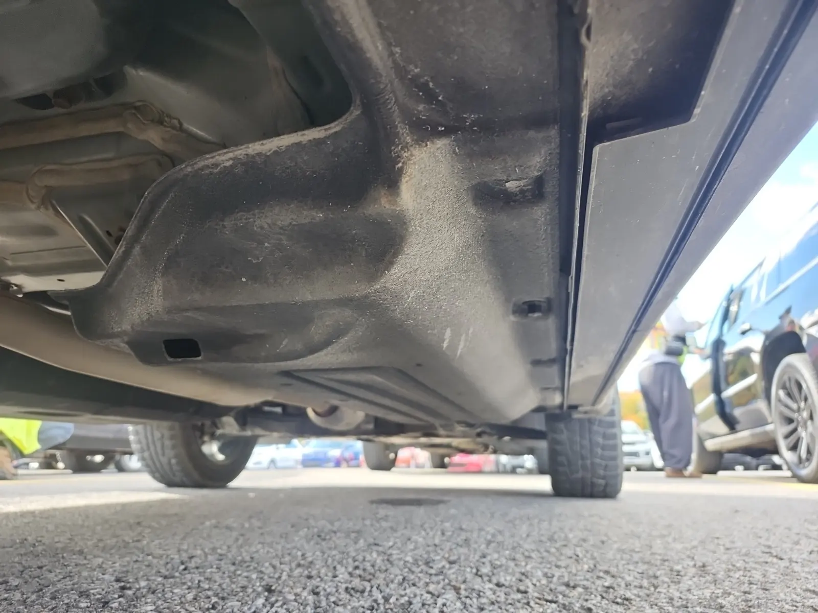 Undercarriage - Passenger Photo