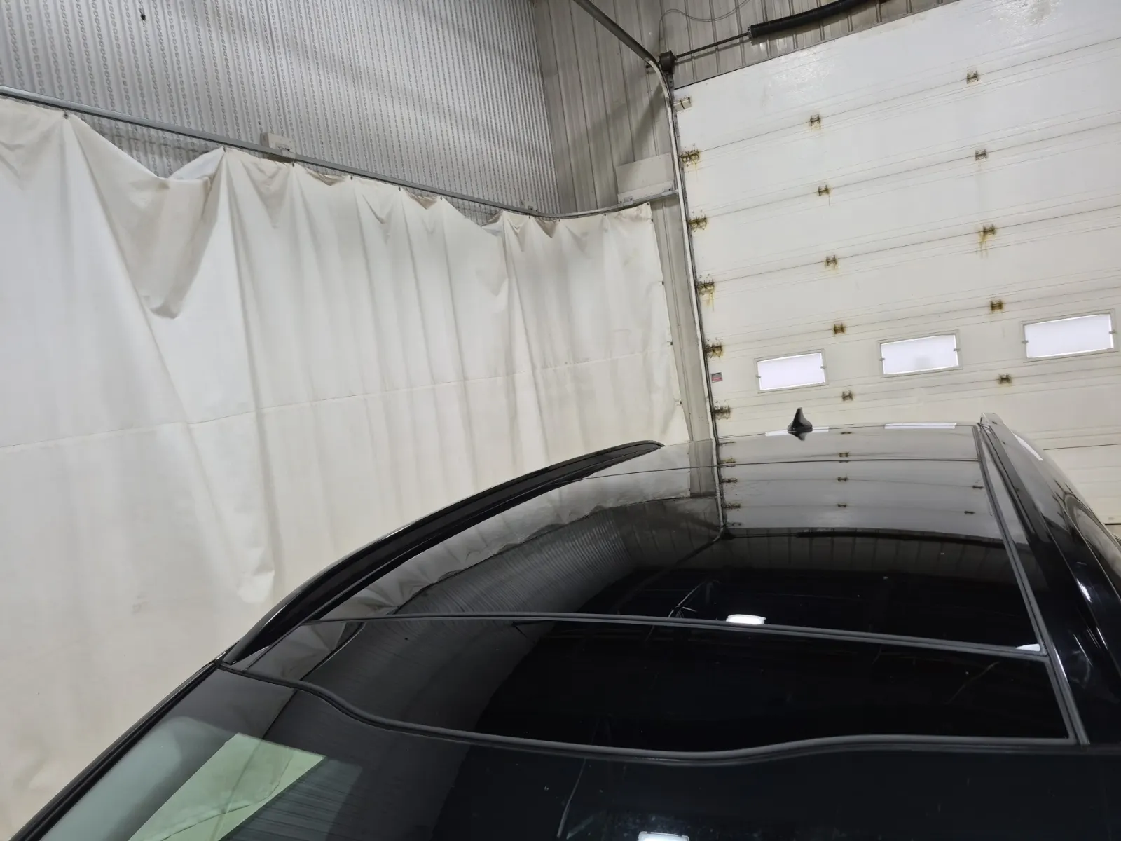 Exterior Roof Photo