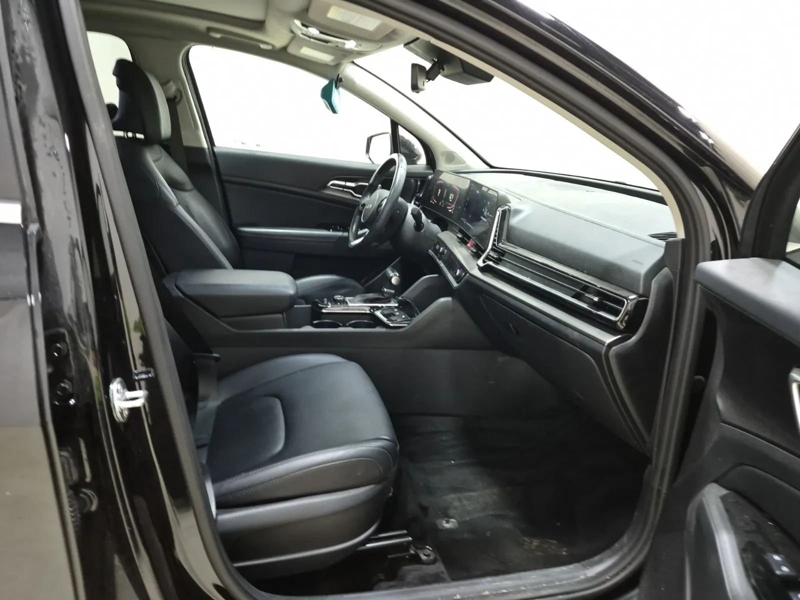 Right Side Interior Photo