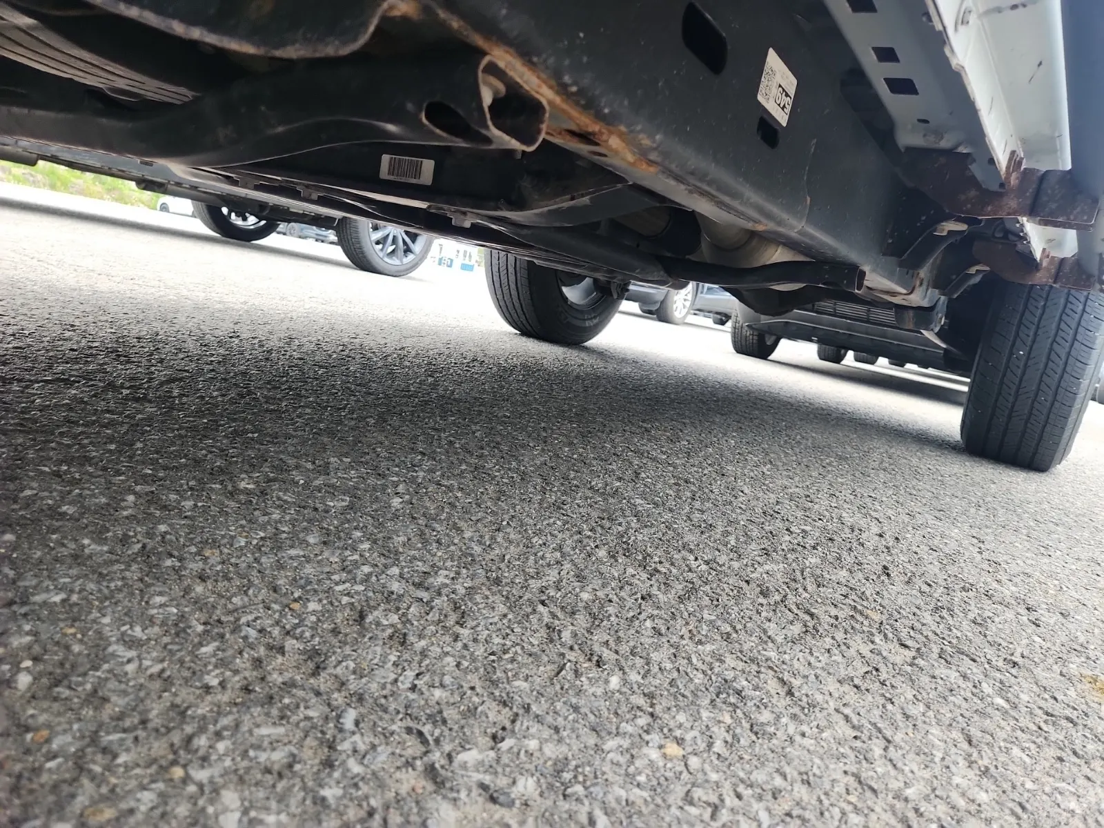 Undercarriage - Driver Photo