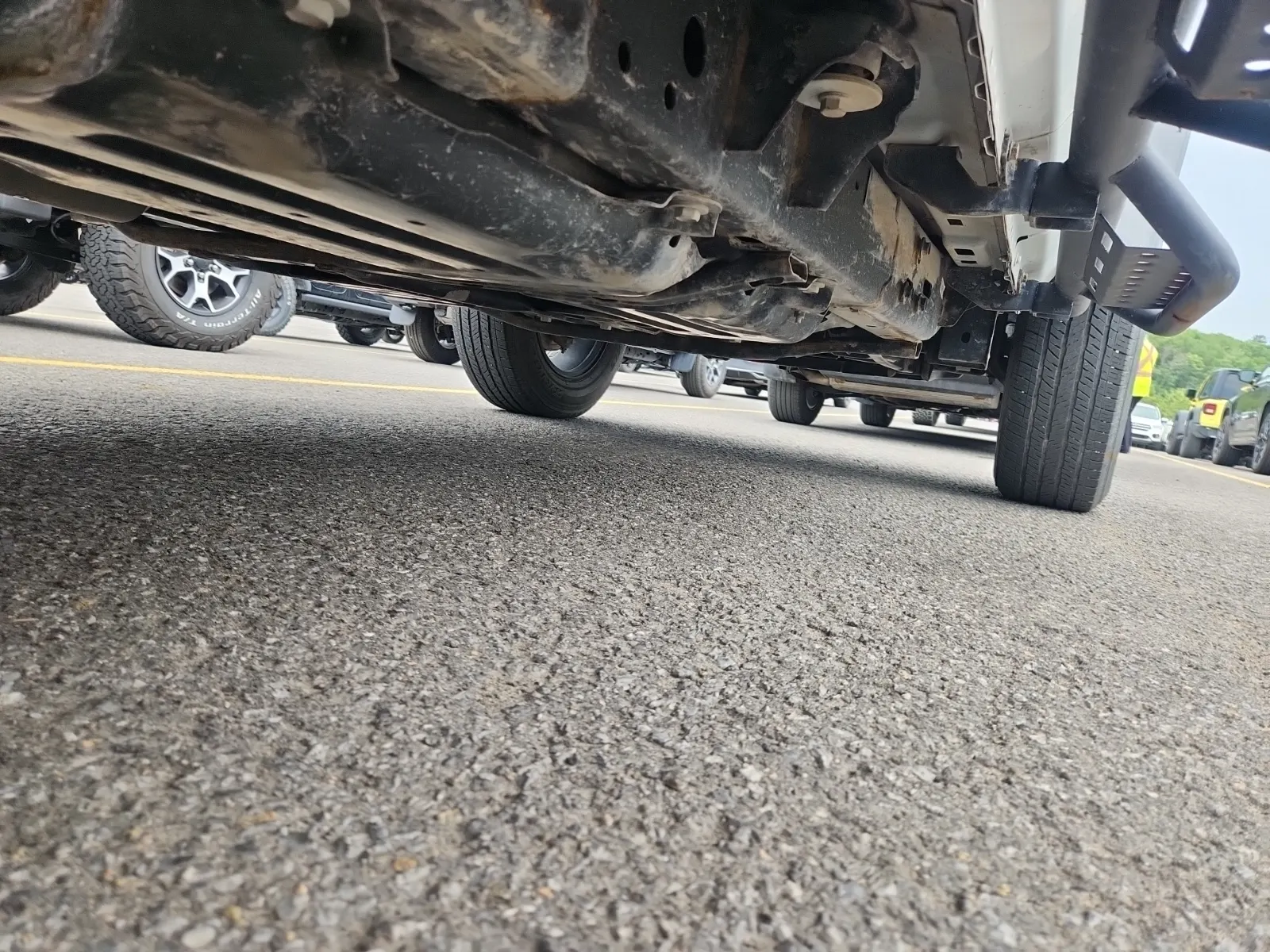 Undercarriage - Passenger Photo