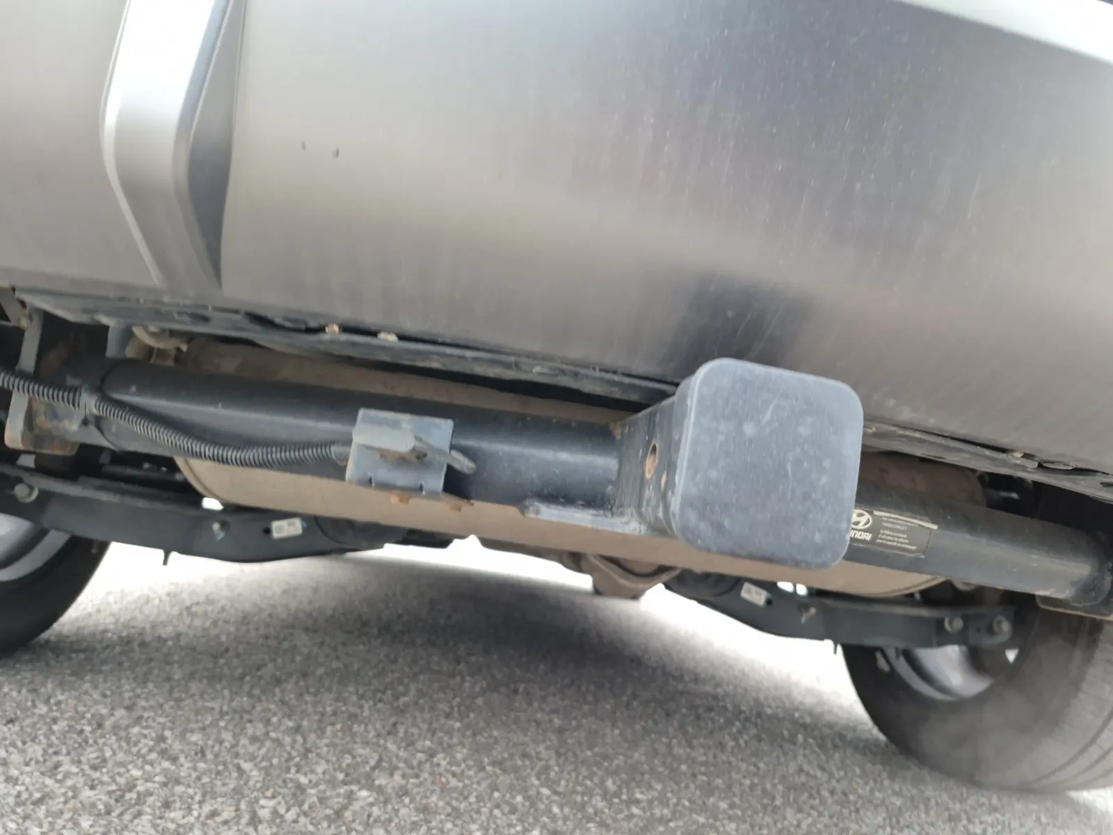 Undercarriage - Rear Photo