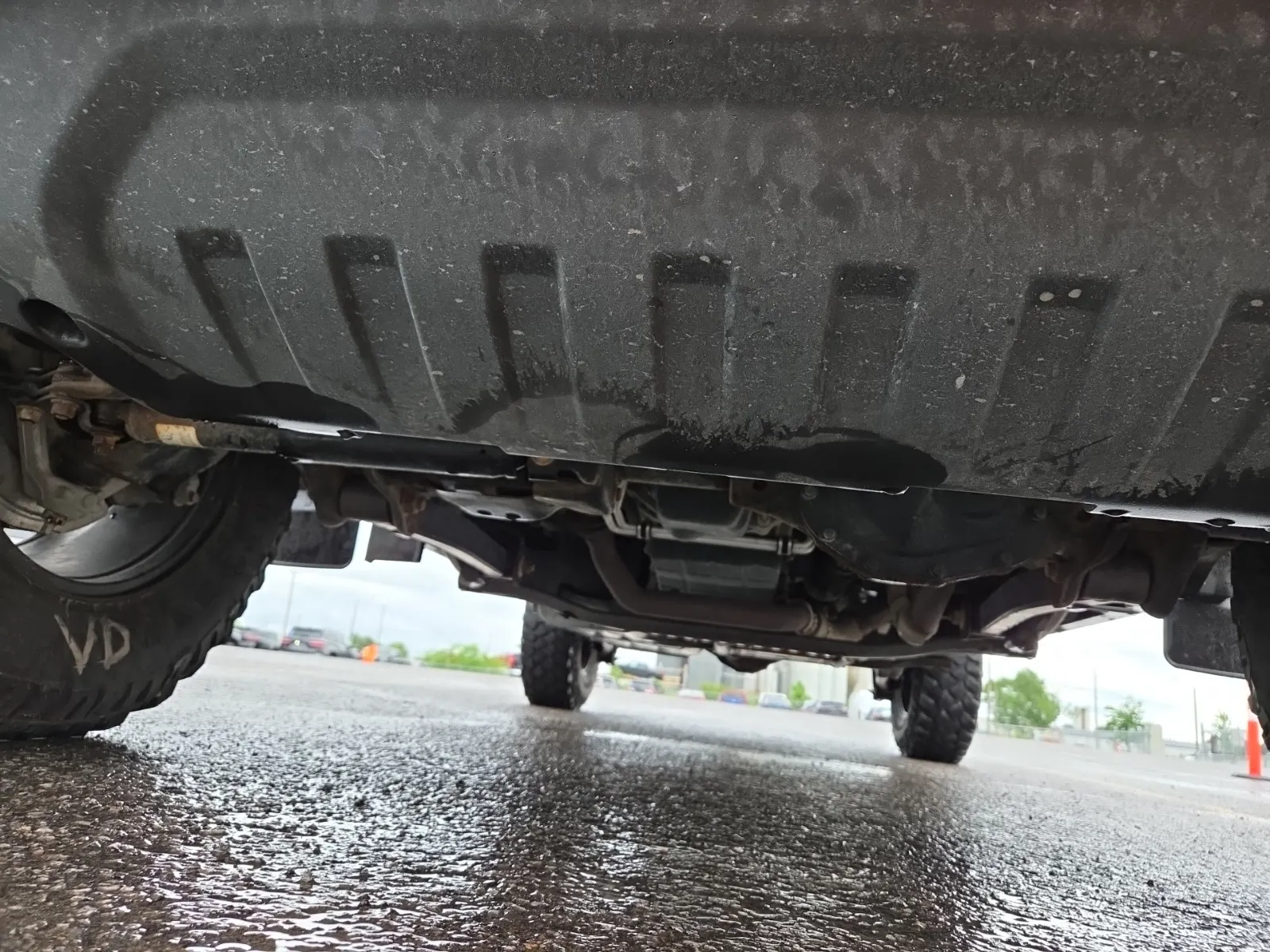 Undercarriage - Front Photo