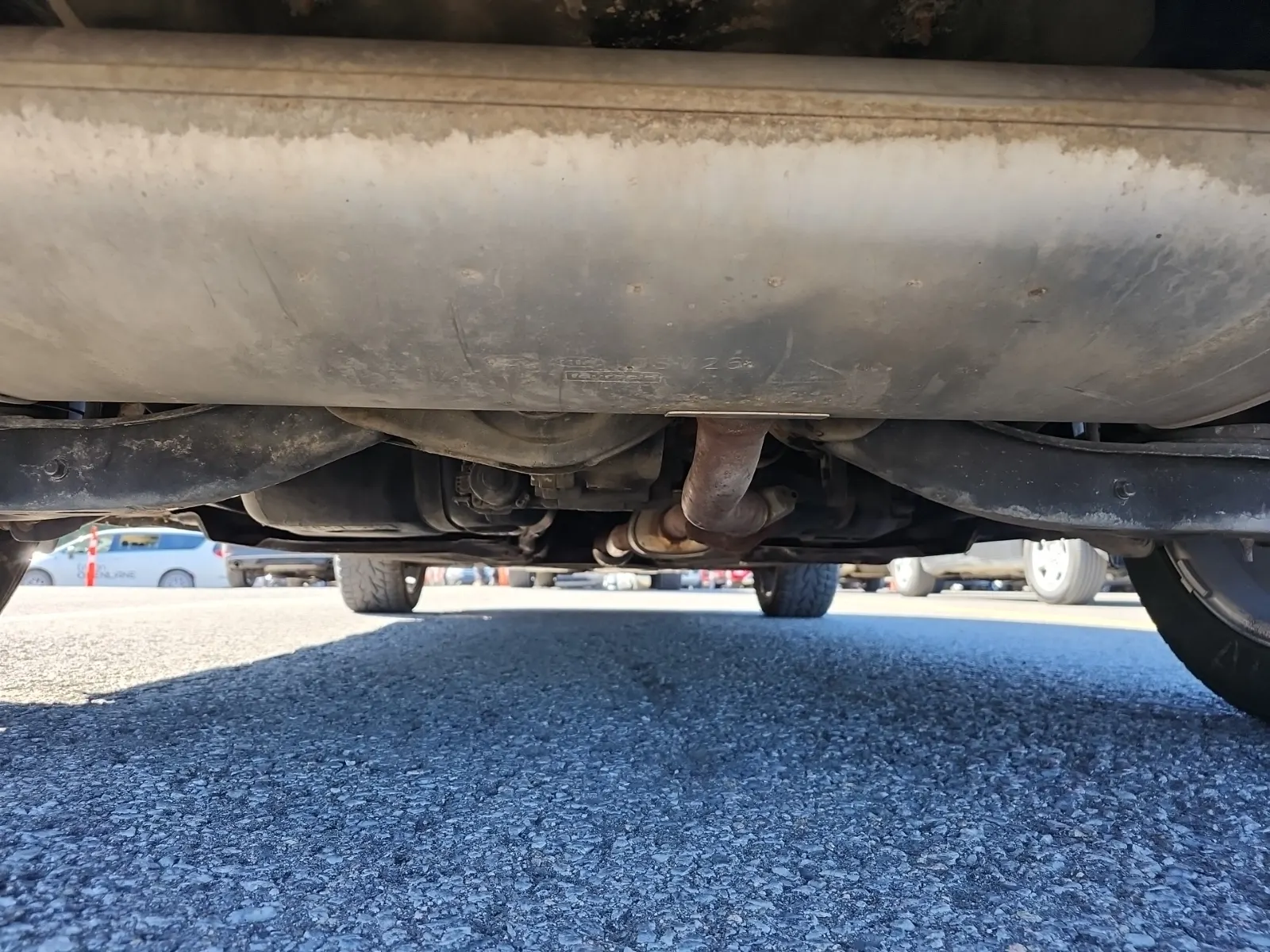 Undercarriage - Rear Photo