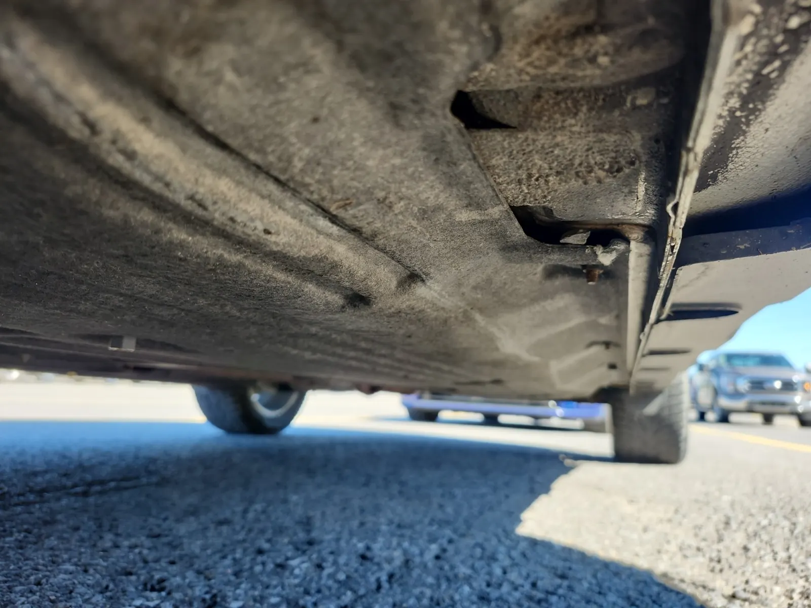 Undercarriage - Driver Photo