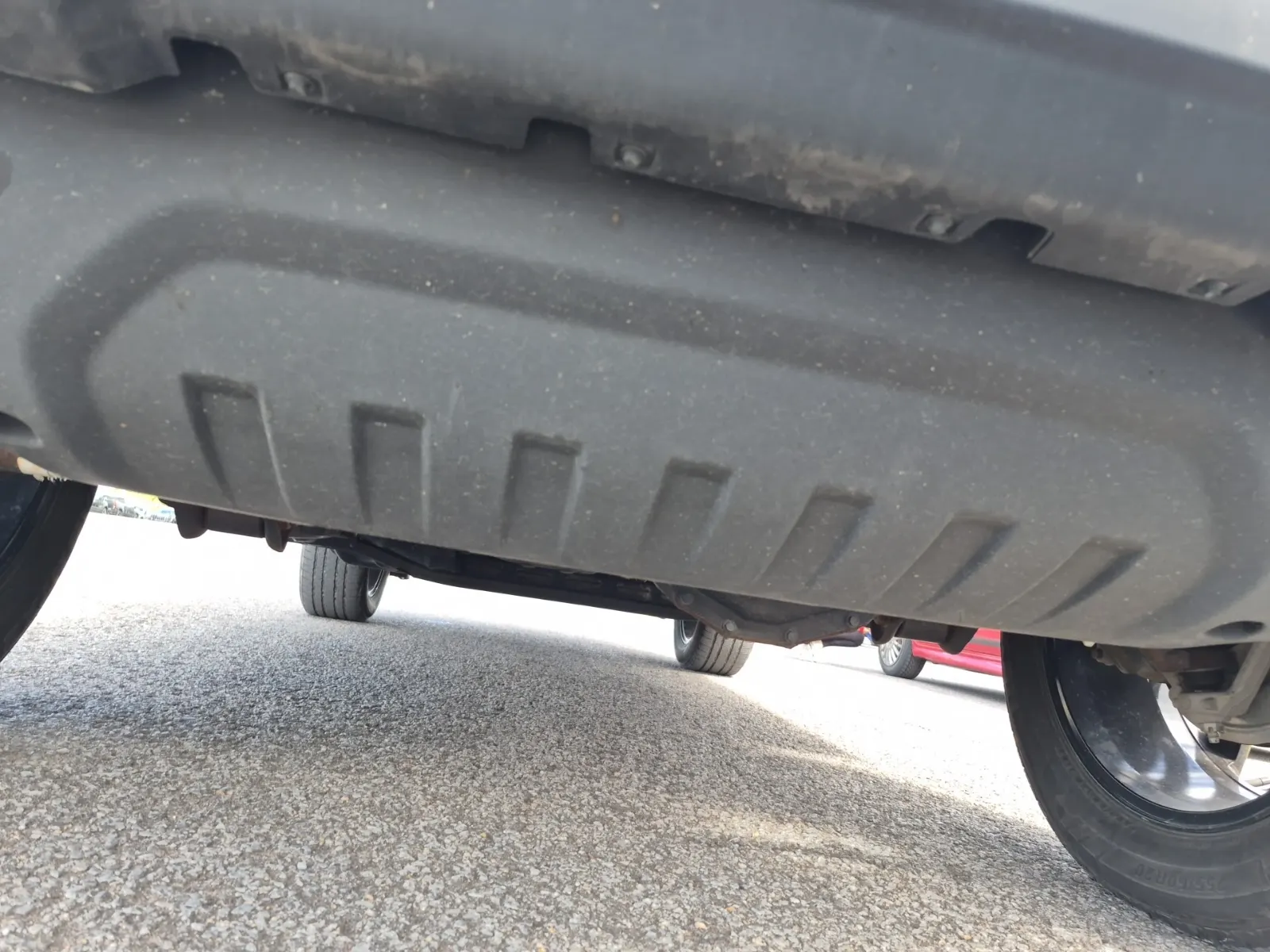 Undercarriage - Front Photo