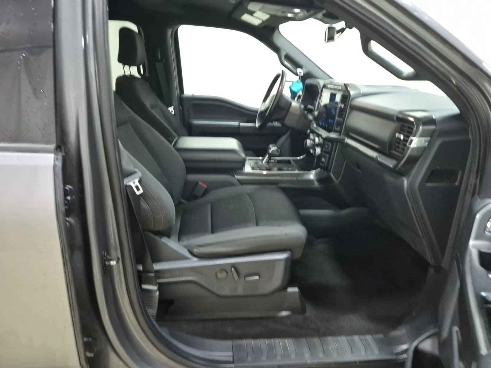 Right Side Interior Photo
