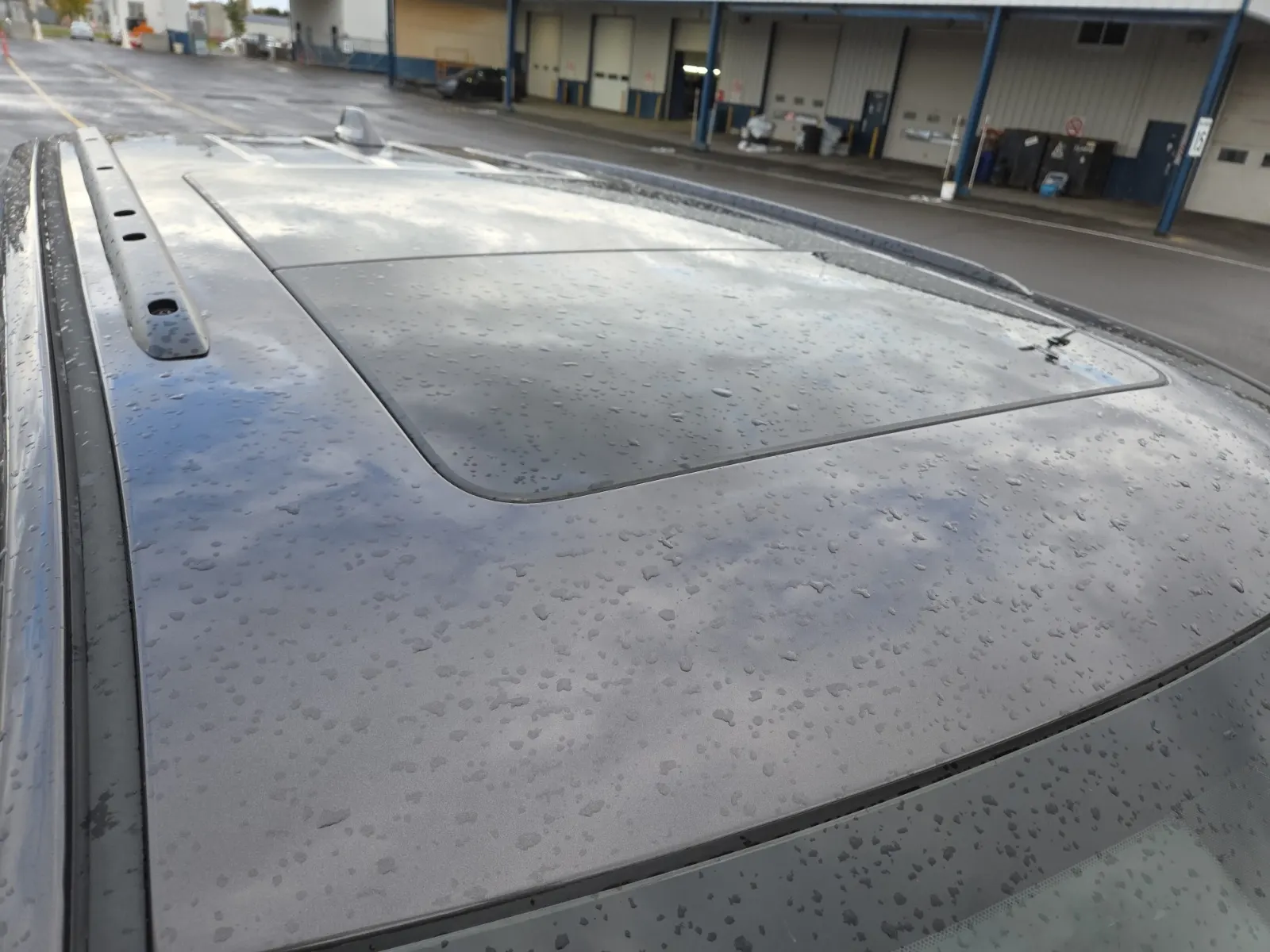 Exterior Roof Photo