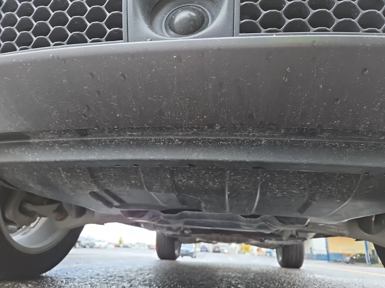 Undercarriage - Front Photo