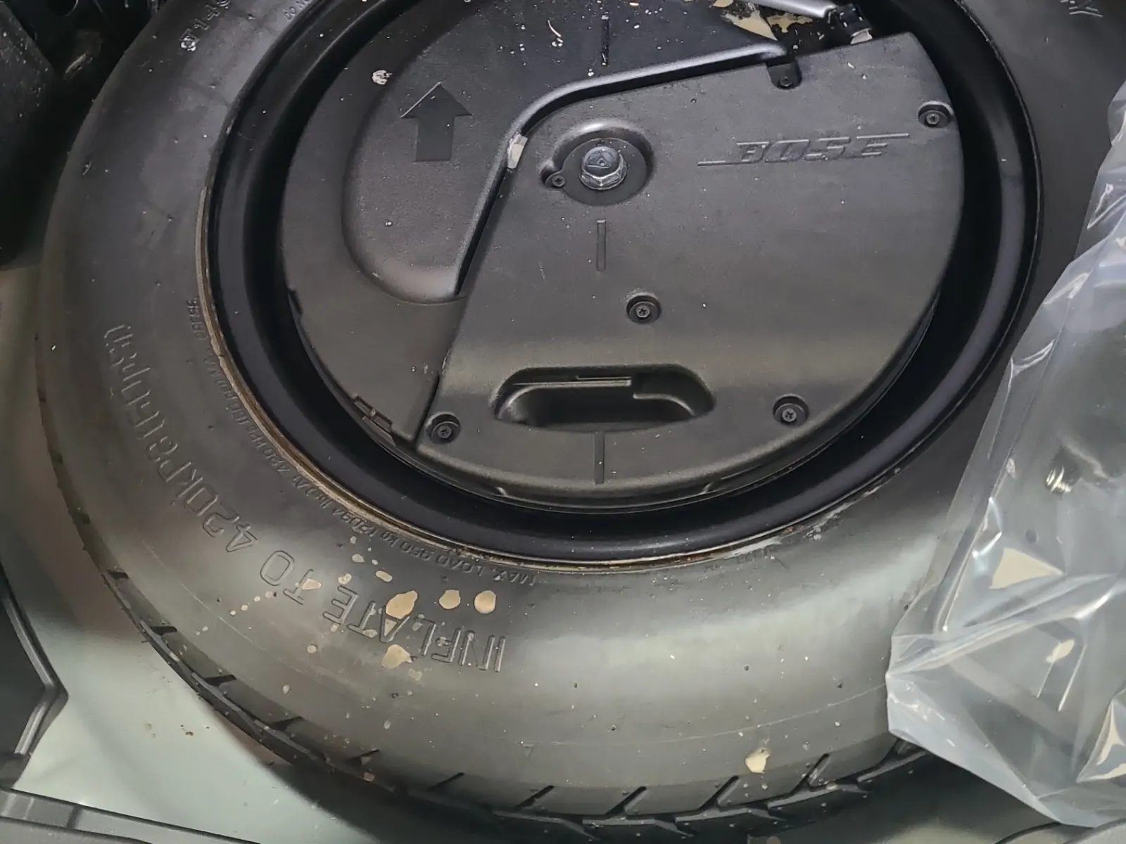 Spare Tire & Wheel Photo