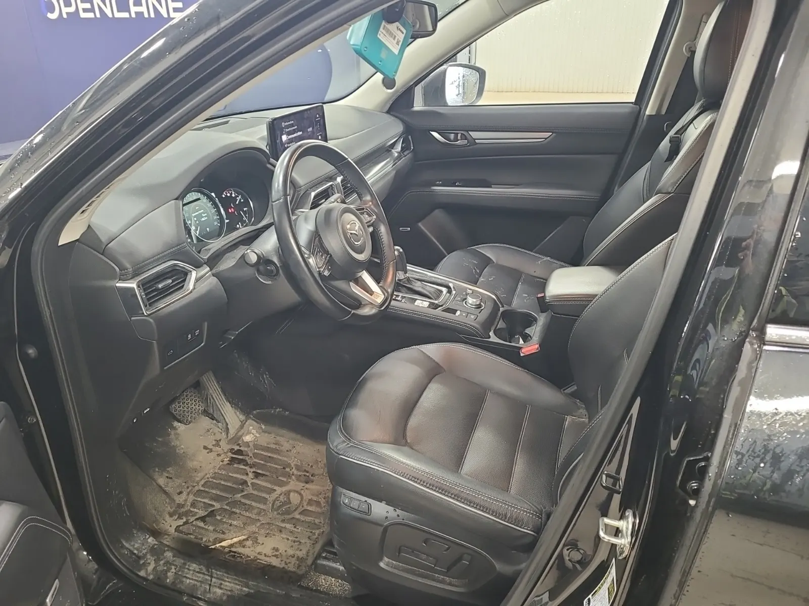 Front Interior Photo