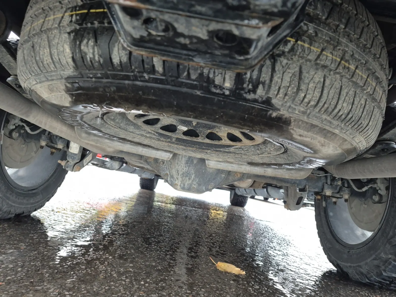 Spare Tire & Wheel Photo