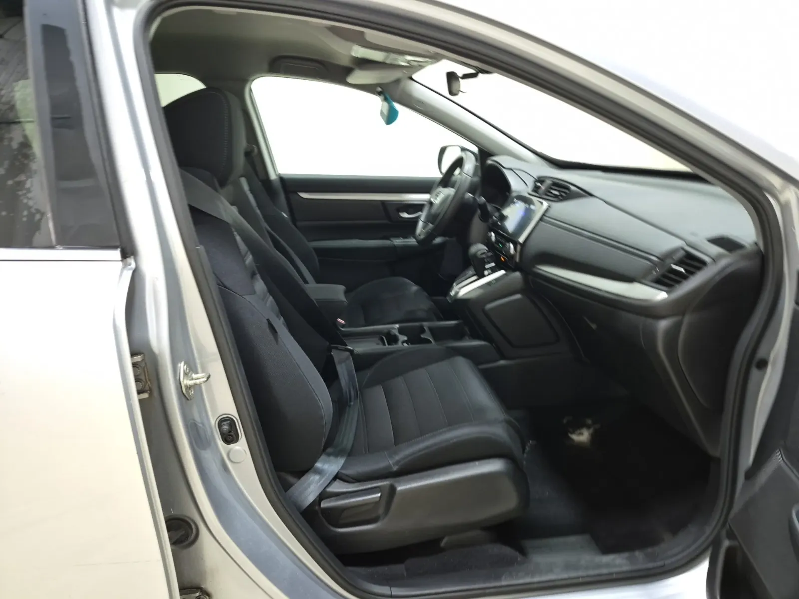 Right Side Interior Photo