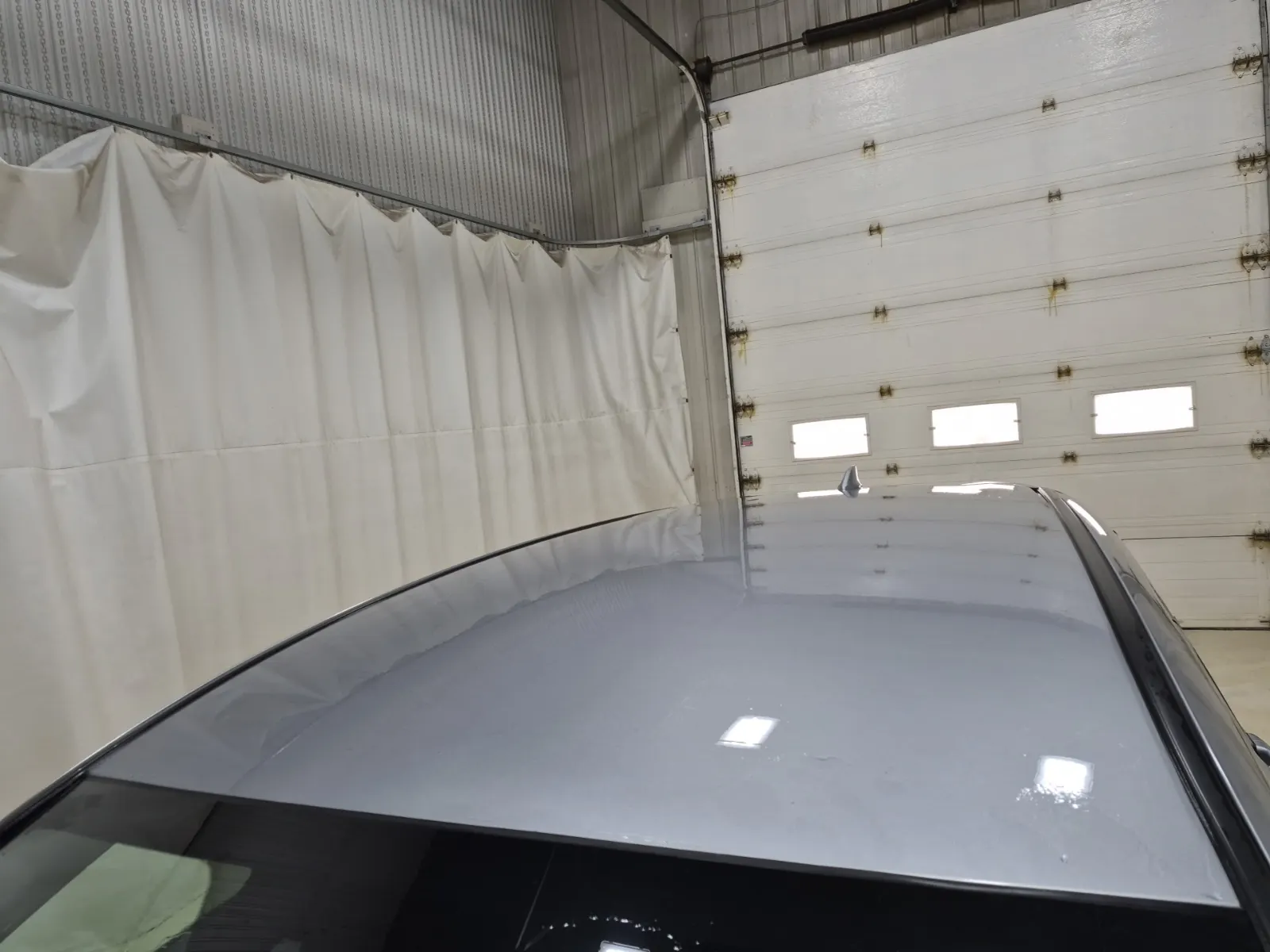 Exterior Roof Photo