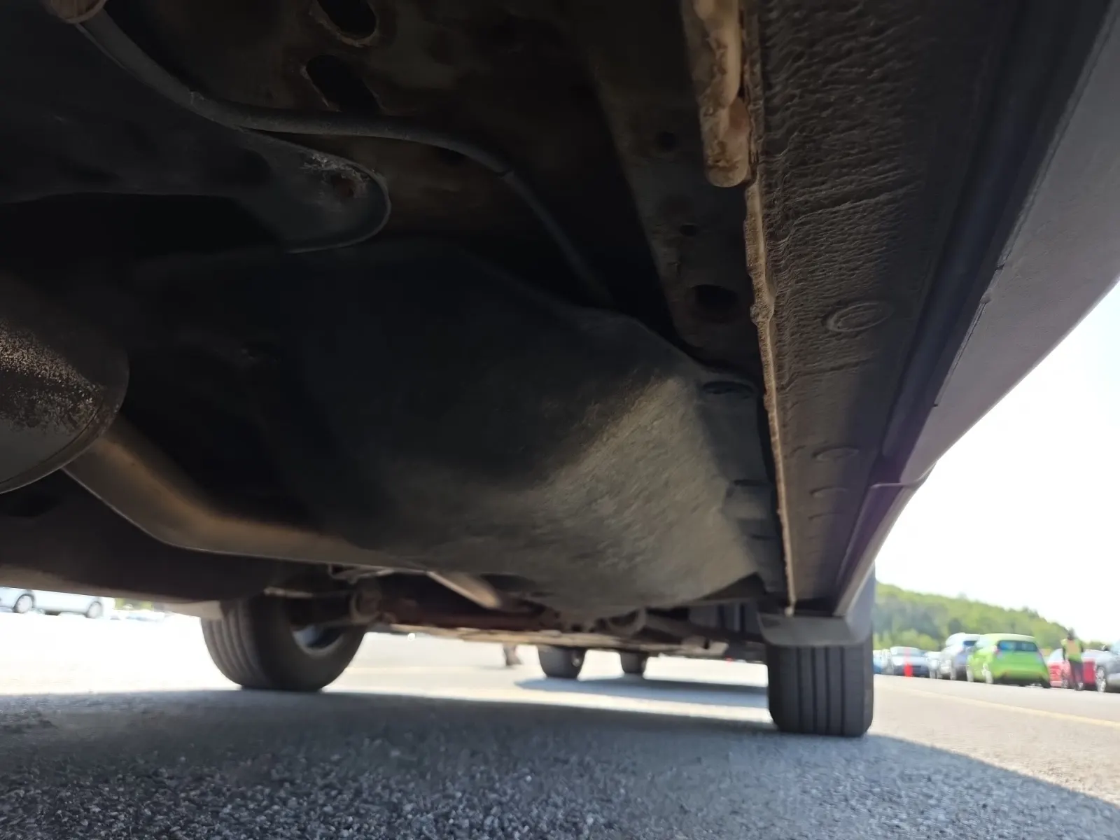 Undercarriage - Passenger Photo