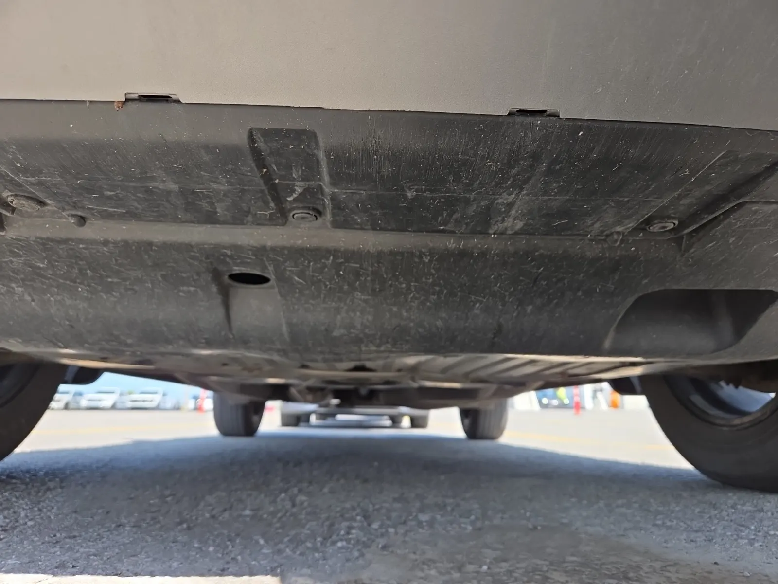 Undercarriage - Front Photo