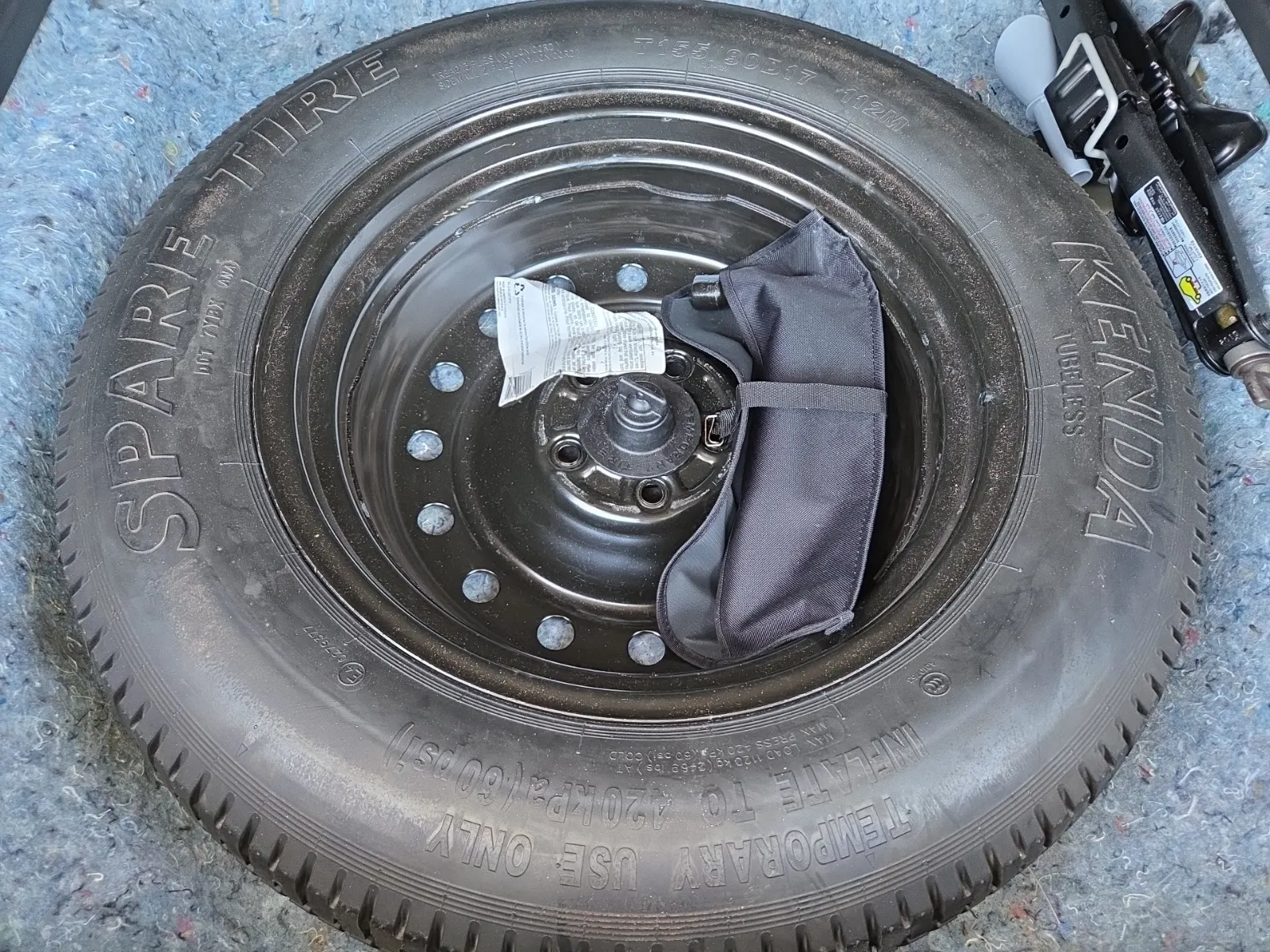 Spare Tire & Wheel Photo