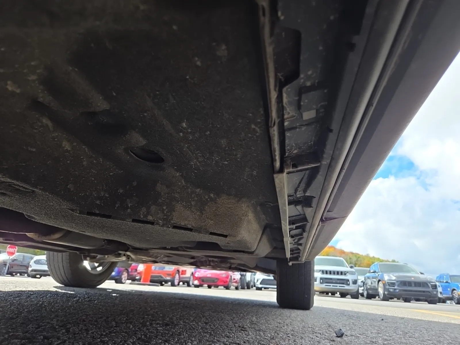 Undercarriage - Passenger Photo