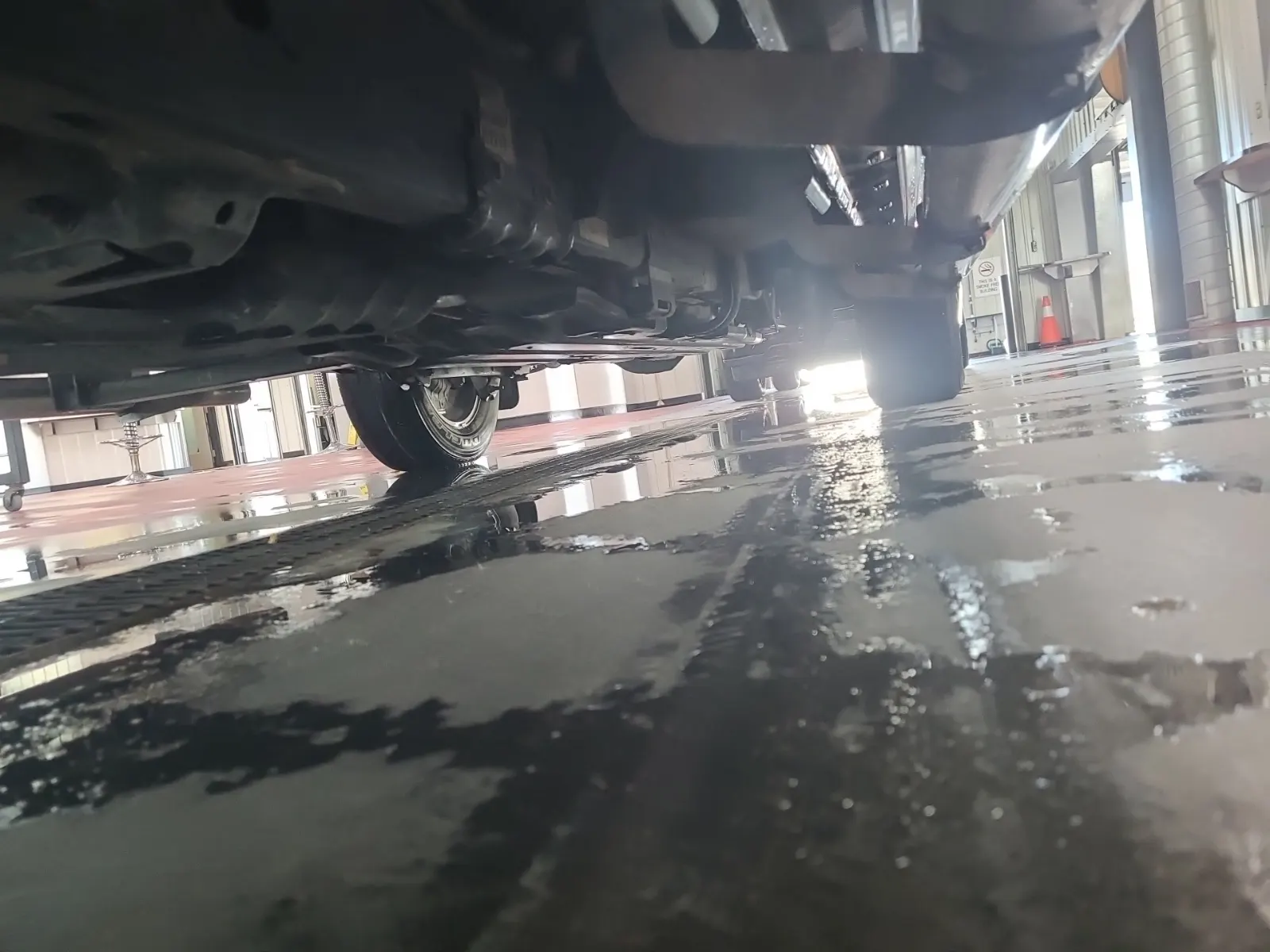 Undercarriage - Driver Photo